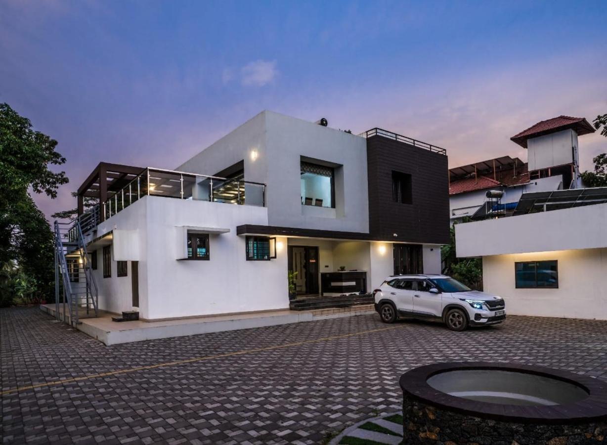 Nadhiyoram River Retreat Коччи Экстерьер фото