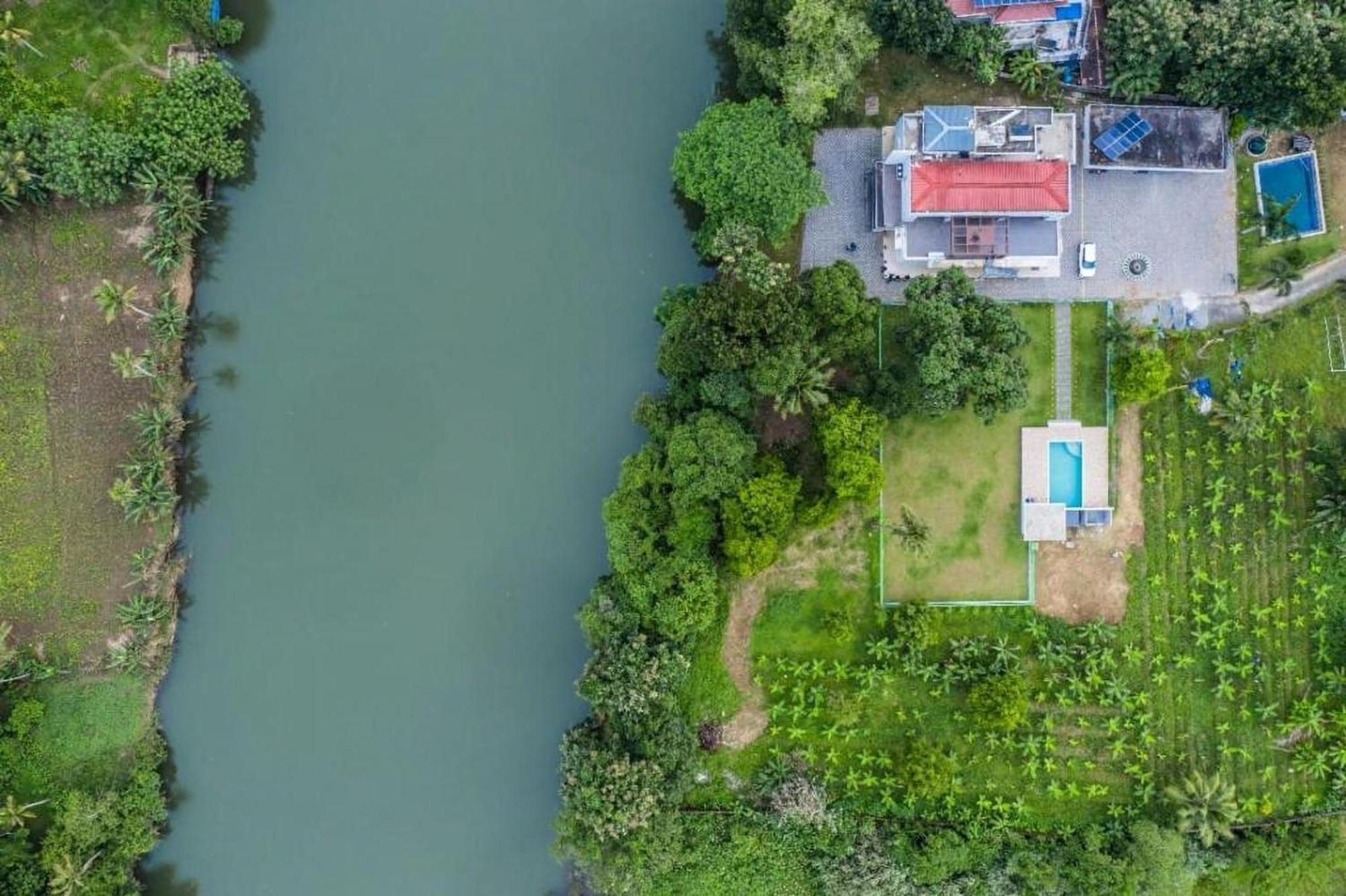 Nadhiyoram River Retreat Коччи Экстерьер фото