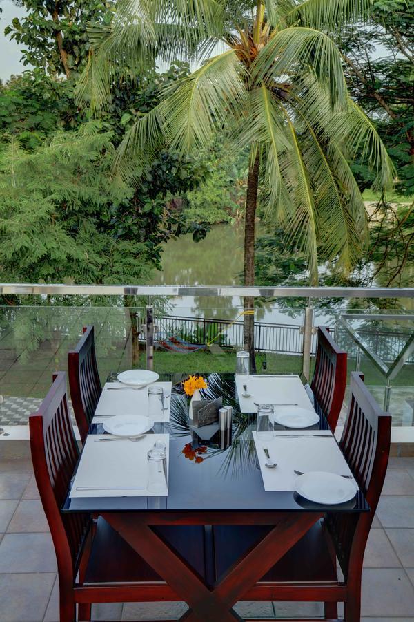 Nadhiyoram River Retreat Коччи Экстерьер фото