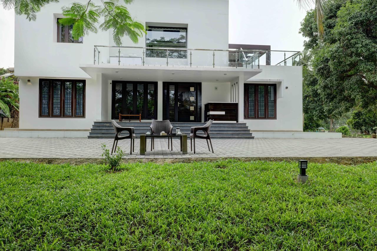 Nadhiyoram River Retreat Коччи Экстерьер фото
