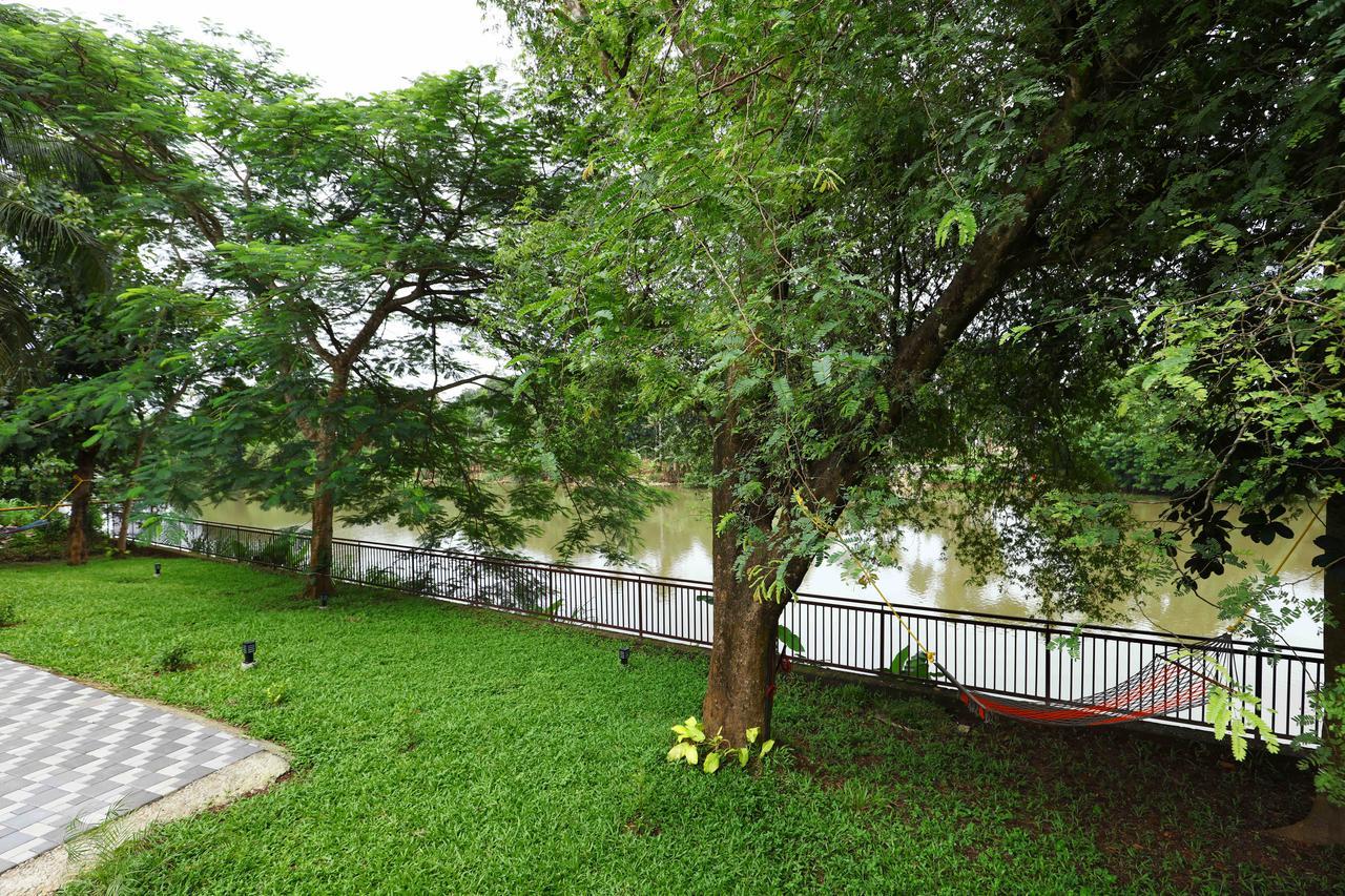 Nadhiyoram River Retreat Коччи Экстерьер фото